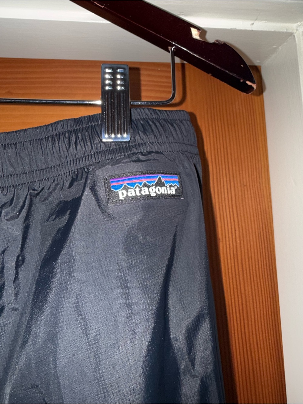 NWOT Patagonia waterproof rain pants - Picture 4 of 4